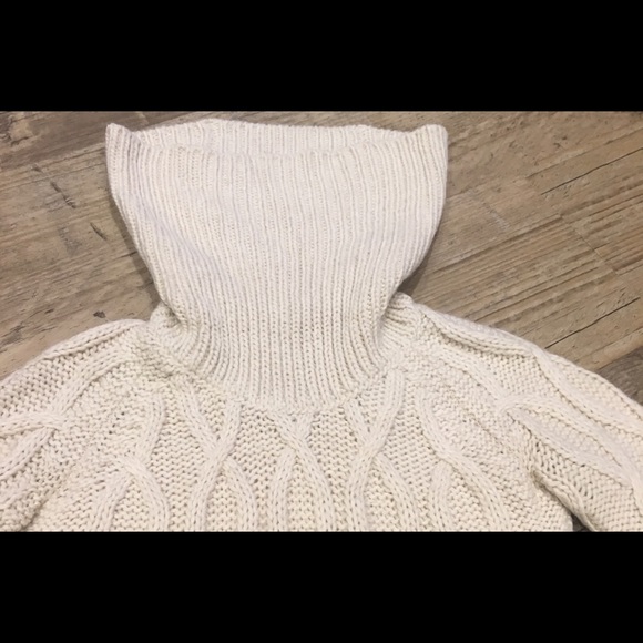 Esprit knitted long sleeve and neck - Picture 3 of 5